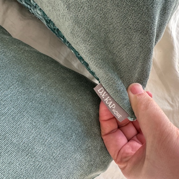 Pillow 1 of 2 Jenga laguna D.V. Kap decorative pillows - Picture 6 of 10